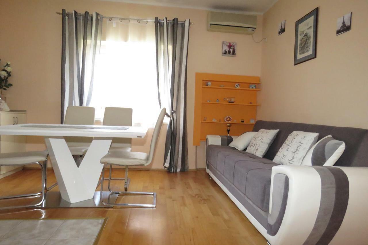 Apartment Central City Makarska Bagian luar foto